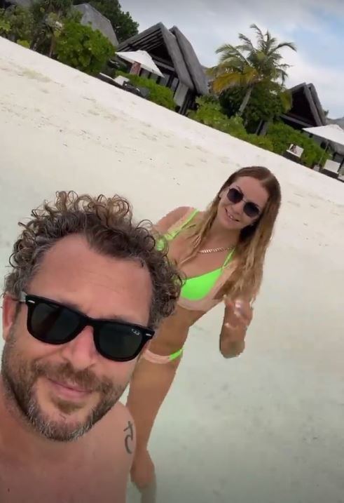 Ivana Sert ve Sezer Dermenci Maldivler'de evlendi! - Resim: 2