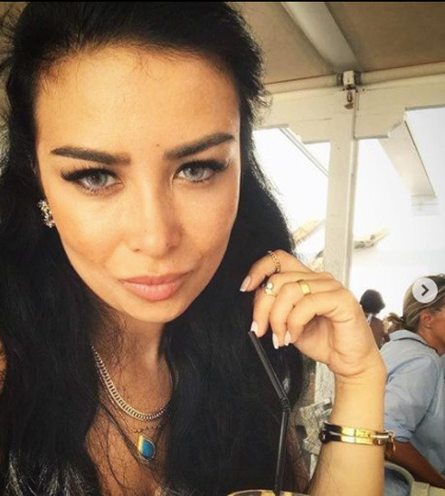 Masterchef Burcu Ünal sil baştan tarzını değişti! Tepeden tırnağa başka biri oldu - Resim: 0