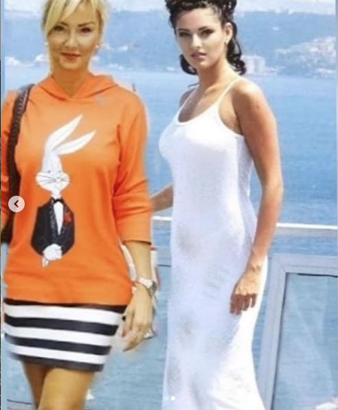 25 yıl önceki halini paylaşan 45 yaşındaki Pınar Altuğ sosyal medyayı salladı - Resim: 3