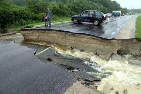 Bir bakan bir daha bakıyor - Resim: 4