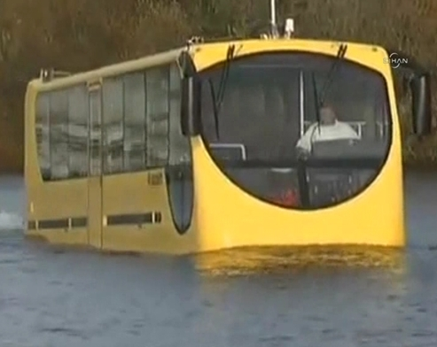 Haliç'te yüzen otobüs dönemi - Resim: 1