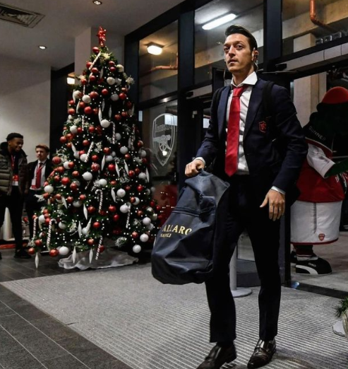 Ali Koç paraya kıydı Mesut Özil'i aldı! Mesut'un transferden kazanacağı rakam dudak uçuklattı - Resim: 3
