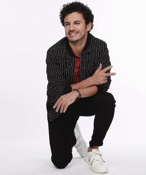 Şarkıcı Buray bu kez isyan etti! Fenomenlerin sohbetlerine laf çaktı - Resim: 4