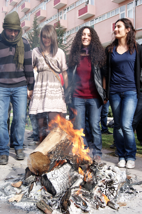 Ankara'da Nevruz savaşı! - Resim: 4