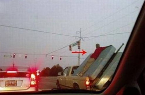 Gülmekten kırıp geçirecek kareler - Resim: 1