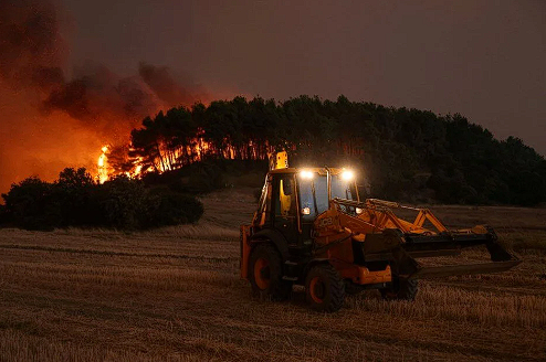 Söndürülemiyor! Yunanistan'daki orman yangını Türk köylerine de ulaştı - Resim: 1