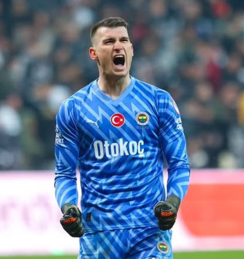 Fenerbahçe'de Mourinho'nun bu sezon oynatmadığı isme Premier Lig'den talip çıktı - Resim: 4