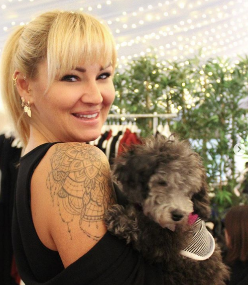 Pınar Altuğ'dan göğüs benlerine yorum yapan takipçisine olay yanıt! - Resim: 3