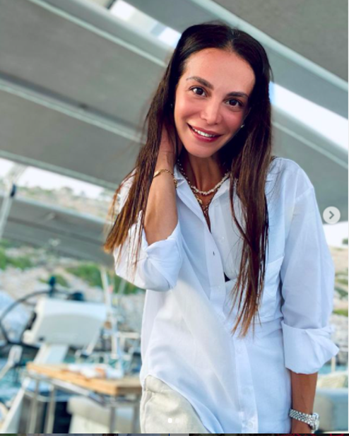 Cemre Kemer kaç yaşında kiminle evlendi eşi kimdir? - Resim: 1