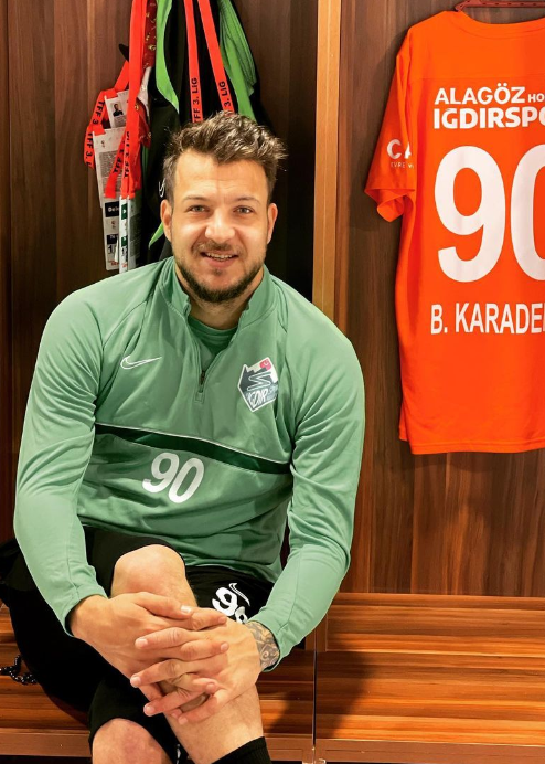 Aleyna Eroğlu "İğrenç bir gece geçirdim" deyip anlattı! Batuhan Karadeniz'e 'şiddet' ve 'hırsızlık' suçlaması - Resim: 4