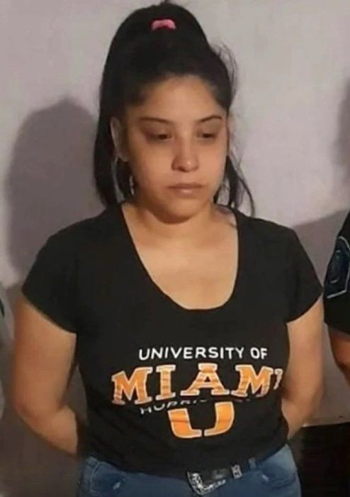 5 yaşındaki kızını betono gömdükten sonra komodin olarak kullandı! Cani anne kan dondurdu - Resim: 1