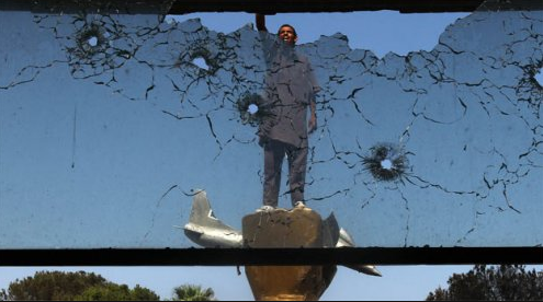 Kaddafi'nin karargahındaki Fenerbahçeli - Resim: 4