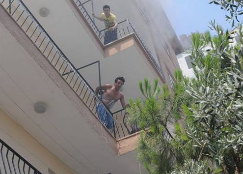 1 aylık bebeği böyle kurtardılar - Resim: 2