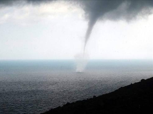 Sinop'ta hortum paniği - Resim: 1