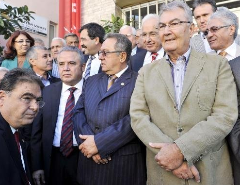 Baykal CHP'lilerle bayramlaştı - Resim: 2