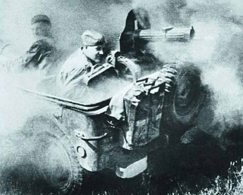 İkinci Dünya Savaşı'ndan yürek burkan kareler - Resim: 1