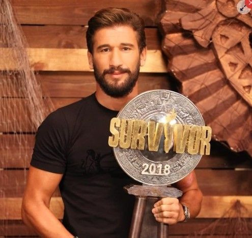 Survivor 2018 şampiyonu Adem'in nişanlısı, görenleri kendine hayran bıraktı! Bakın kim çıktı - Resim: 4