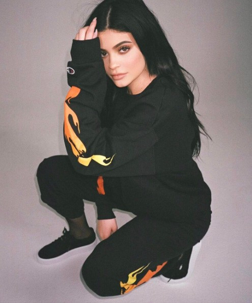 Kylie Jenner'dan "Gerizekalılar!" çıkışı küfür etti - Resim: 1