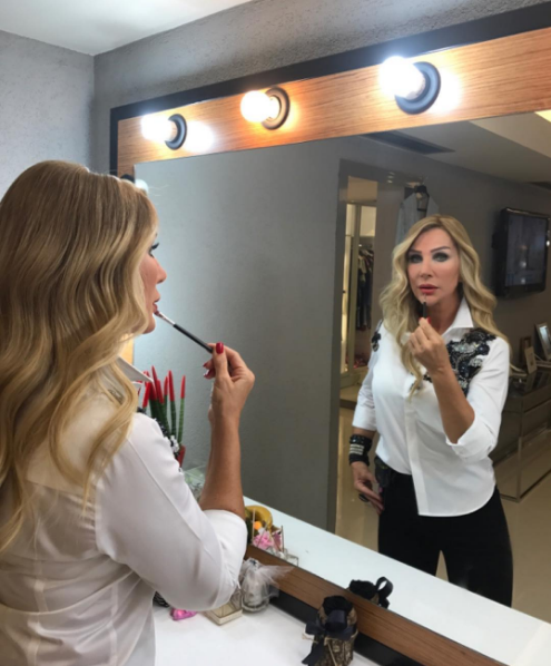 Seda Sayan'dan 8. aşkın ilk fotoğrafı bakın o sürpriz isme - Resim: 1