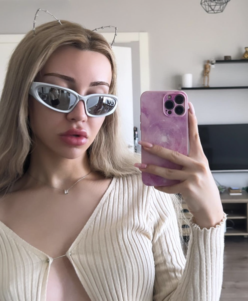 Mika Raun dur durak bilmiyor! Cinsel ilişki ve ayak yalama itirafları mide bulandırdı - Resim: 2