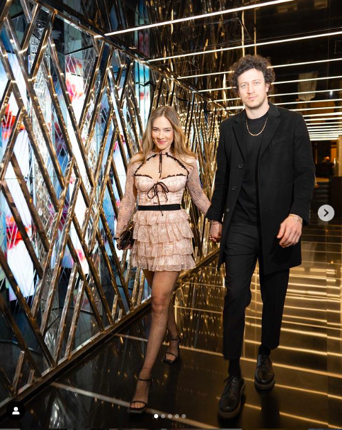 Hamur açtı gözleme yaptı Müge Boz'un tek kişilik kamp paylaşımları olay oldu - Resim: 1