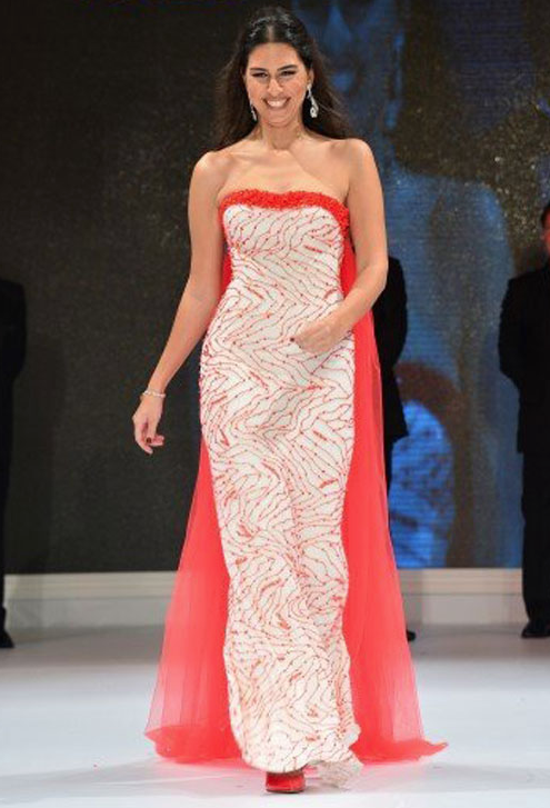 Ali Sunal'dan yılın aşk bombası! İlk görüntüleri çıktı - Resim: 4