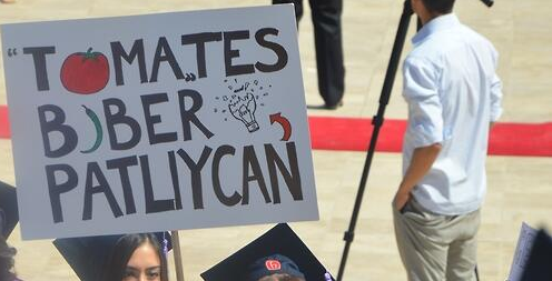 Mezuniyet töreninde direndiler - Resim: 4