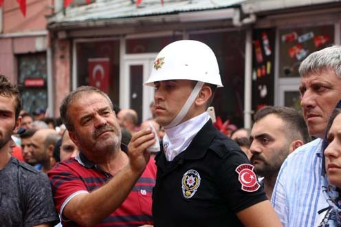 Maçka şehidi Eren Bülbül'ü binlerce hemşehrisi uğurladı - Resim: 3