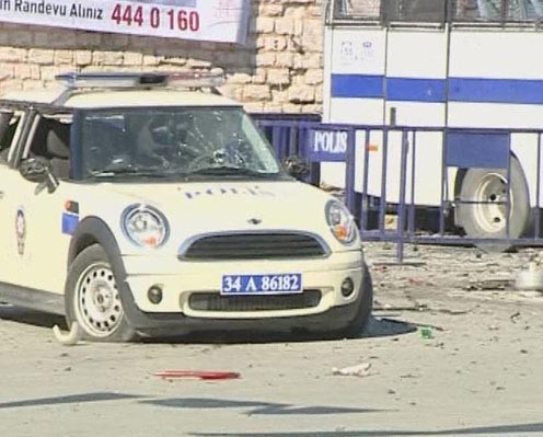 Taksim'de patlama - Resim: 3
