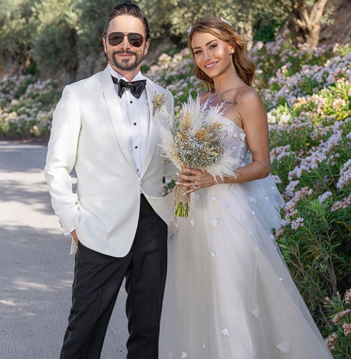 Ahmet Kural, avukat sevgilisiyle evlendi! Düğün fotoğrafları dikkat çekti - Resim: 4