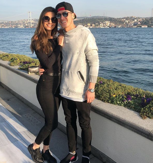 Amine Gülşe imajını yeniledi bambaşka biri oldu - Resim: 1