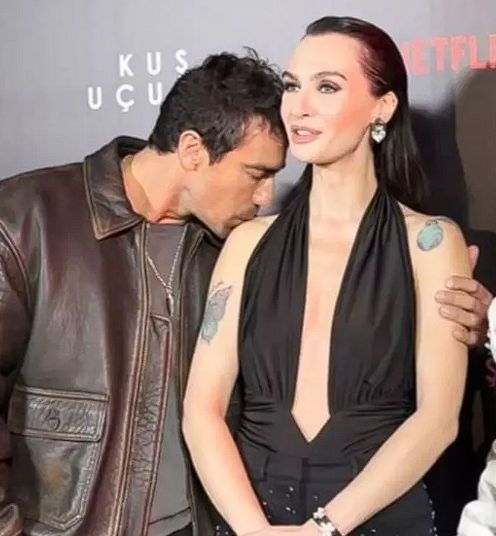 İbrahim Çelikkol, Birce Akalay'ın omzundan öptü! Şaşırtan hareket sosyal medyayı salladı - Resim: 9