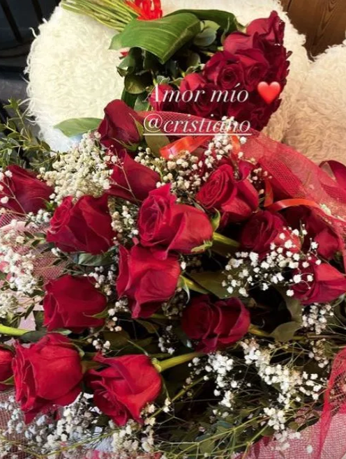 Crisriano Ronaldo ve Georgina Rodriguez'in tatil kaçamağına inceleme - Resim: 0