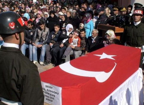 Uzman çavuşu çocukları uğurladı - Resim: 4