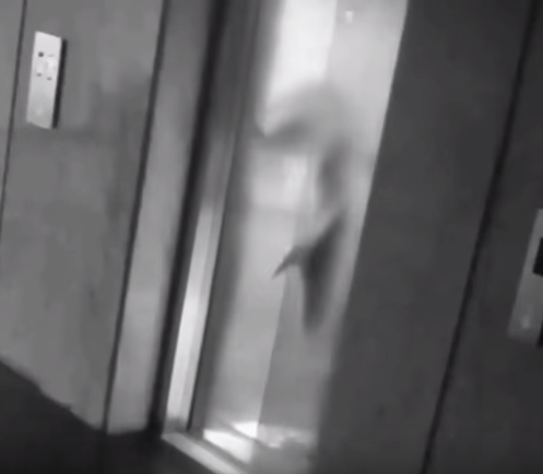 Bu fotoğraftaki kişiye dikkat öyle bir şey yaptı ki... - Resim: 3