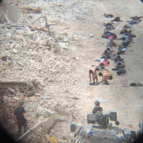 Nusaybin'de 42 PKK'lının teslim olma anı! Askerlerin önünde soyunup... - Resim: 2