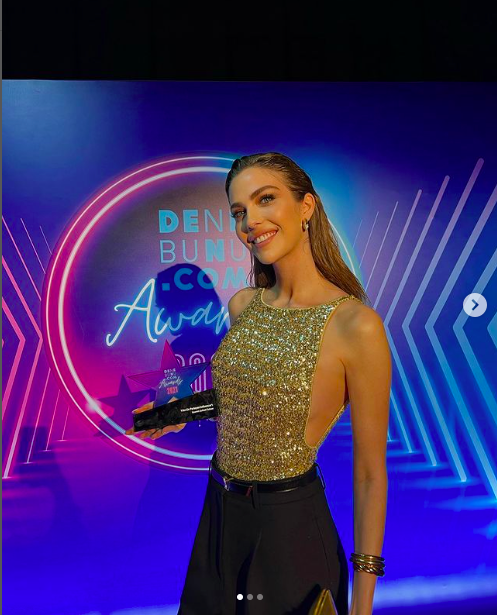 İbrahim Tatlıses'in gelini Yasemin Şefkatli'nin cesur pozuna bakın! - Resim: 4