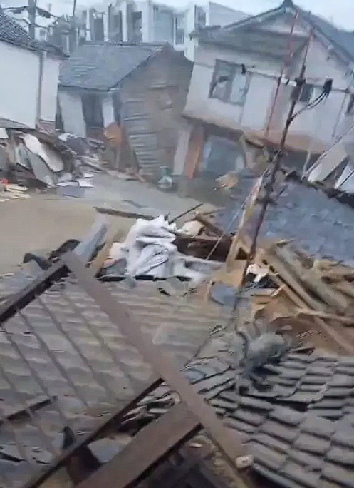 Japonya beşik gibi! 1 buçuk saatte 9 deprem oldu: En büyüğü 7.6! Tsunami alarmı verildi - Resim: 4