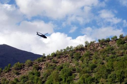 Vekillerler birlikte PKK'lı cenazesi aradılar! - Resim: 3