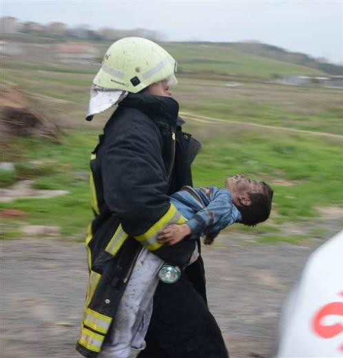 Oğlum öldü mü diye feryat etti - Resim: 3