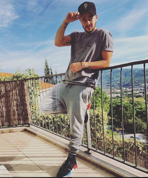 Rüzgar Erkoçlar sevgilisiyle her anı yayınlıyor! Aşk pozlarına bakın - Resim: 3