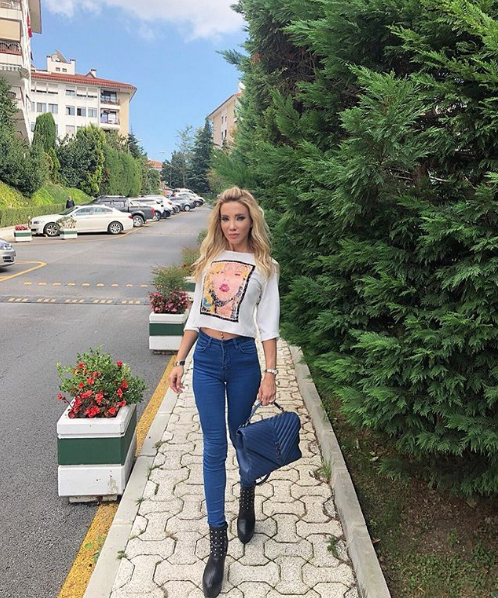 Sevgilisi tarafından terkedilen Cicişler'den Esra Ersoy intihar etti! - Resim: 2