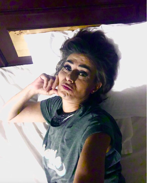 Abla sen ne yaptın! Yıldız Tilbe kedinin tüylerini boyadı sosyal medyada kıyamet koptu - Resim: 3