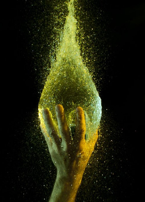 Su baloncuklarıyla yakalanan ilginç kareler - Resim: 3