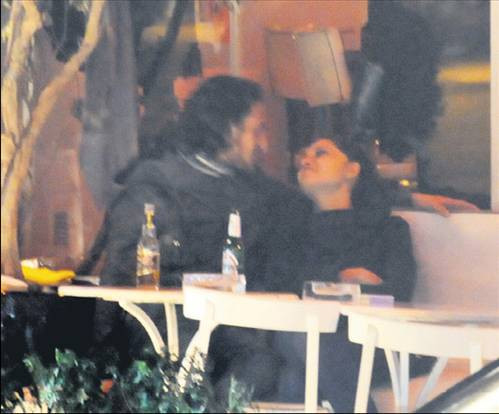 Nurgül Yeşilçay yeni aşkıyla kameralara yakalandı - Resim: 3