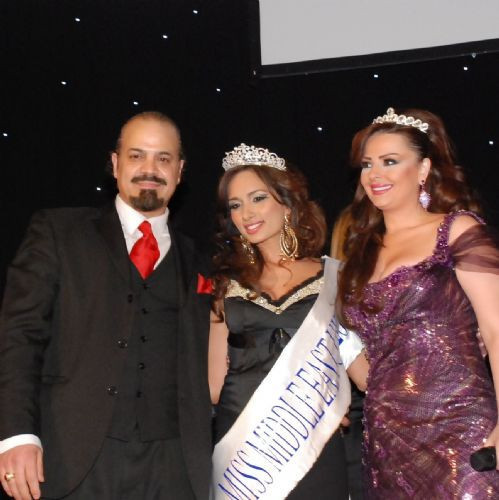 Güzellik yarışmasında yaşanan çirkinlikler! - Resim: 1