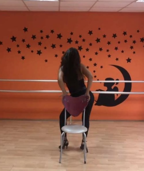 Selen Görgüzel'in dans videosu ortalığı kasıp kavurdu! - Resim: 2