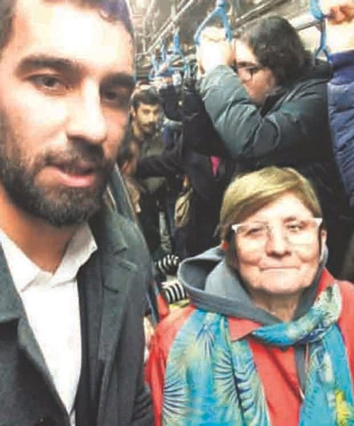 Kimi metroda kimi otobüste bakın nasıl yakalandılar... - Resim: 3