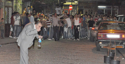 Zeytinburnu'nda gerilim sürüyor - Resim: 2