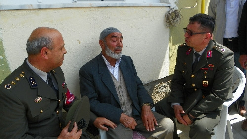 Şehitlerin evlerine ateş düştü - Resim: 2